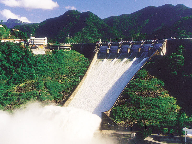 Flood Discharge from Shihmen Dam
