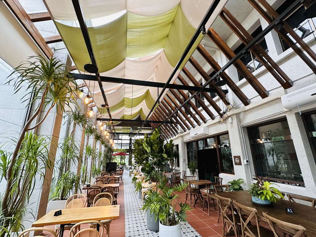 Rest Area of Highway (Northern Cross-Island Highway Visitor Center)