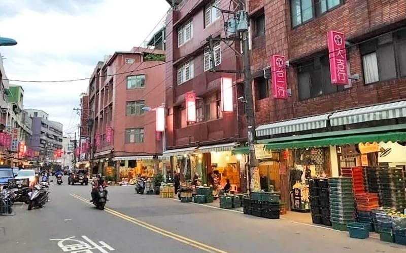 Zhongli Qingguo Business District