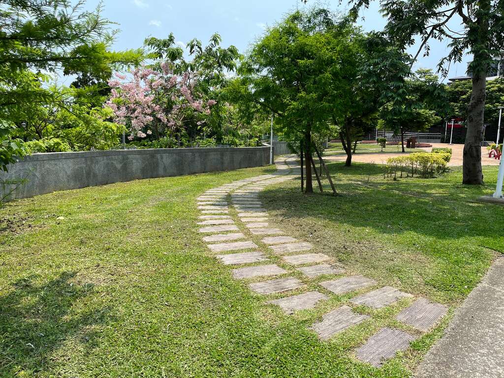 大坑缺石駁生態園區 thumbnail 2