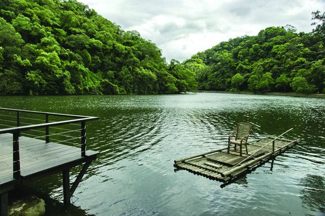 後慈湖原为蒋公与夫人散步、划船的小湖