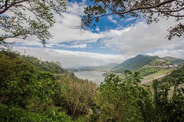 Shihmen Reservoir Trails (石門水庫步道)