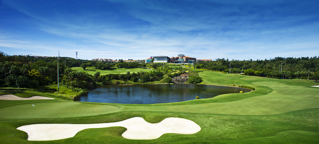 揚昇高爾夫鄉村俱樂部擁有國際錦標賽級標準18洞球場