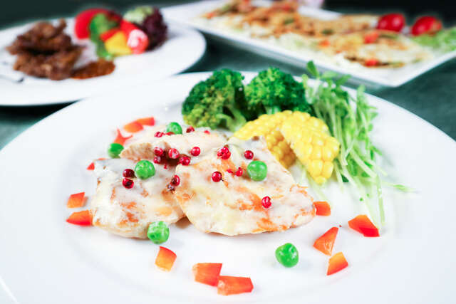 自助百匯季節菜式鮭魚