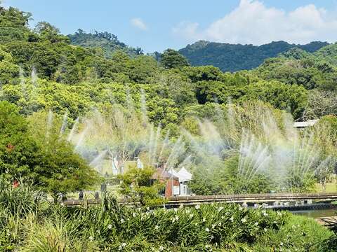 來慈湖潮復刻 _日間水舞秀
