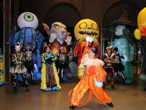 1018 青埔新光影城快閃 (1)