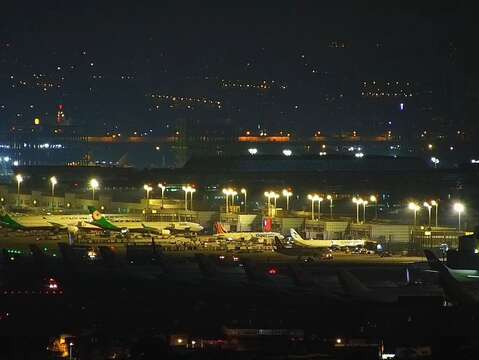 b1b78aeb-00c0-4203-8aa7-18f1d7a01fd1