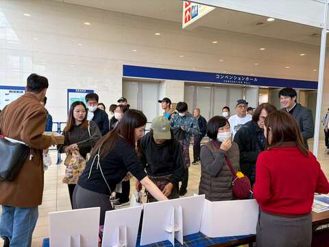 神戶跑者踴躍索取宣傳文宣 (2)