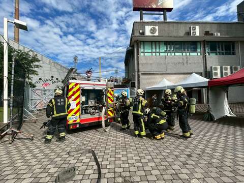 桃園跨年晚會_消防警政演練 (11)