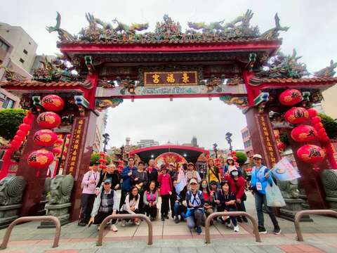 穿越古今、點亮溫情！2026桃園燈會「舊城導覽」啟航 多國籍志工導覽獲好評：嗓音沙啞也值得！