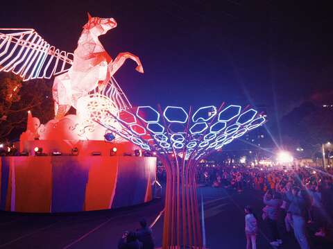 2026桃園燈會 12天167萬人次參觀  飛馬展翼劃下完美句點！