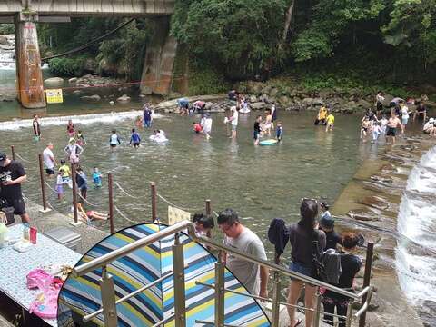 淺灘戲水區_圖片來源桃園市政府風景區管理處最新消息