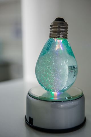 琉璃藝品-玻璃燈泡