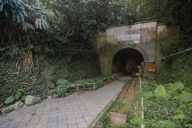 隧道入口
