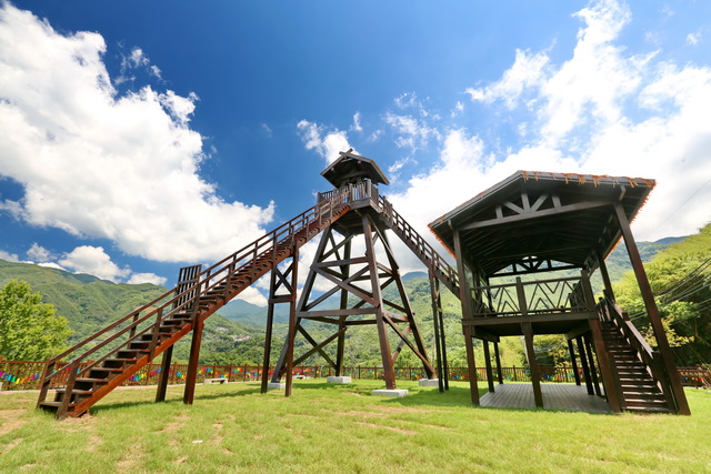 樂信瓦旦紀念公園