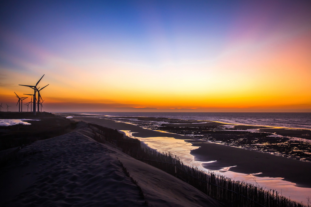 夕陽下的台版撒哈拉沙漠